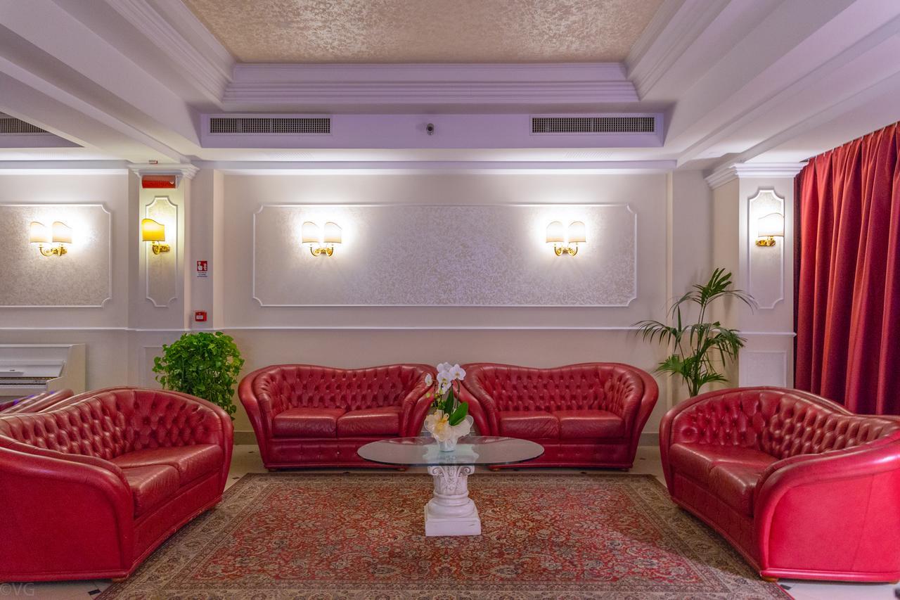 Hotel Executive La Fiorita Rimini Eksteriør billede